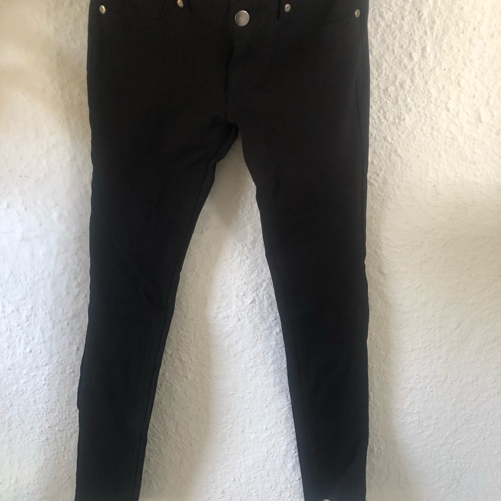 Slacks